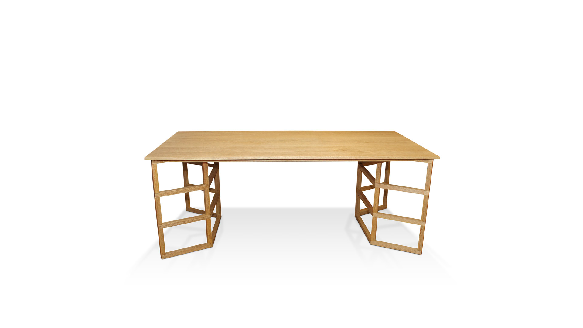 minimal classic dining tables