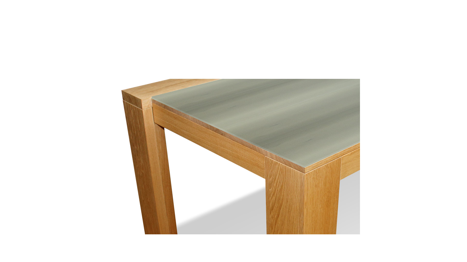 minimal classic dining tables