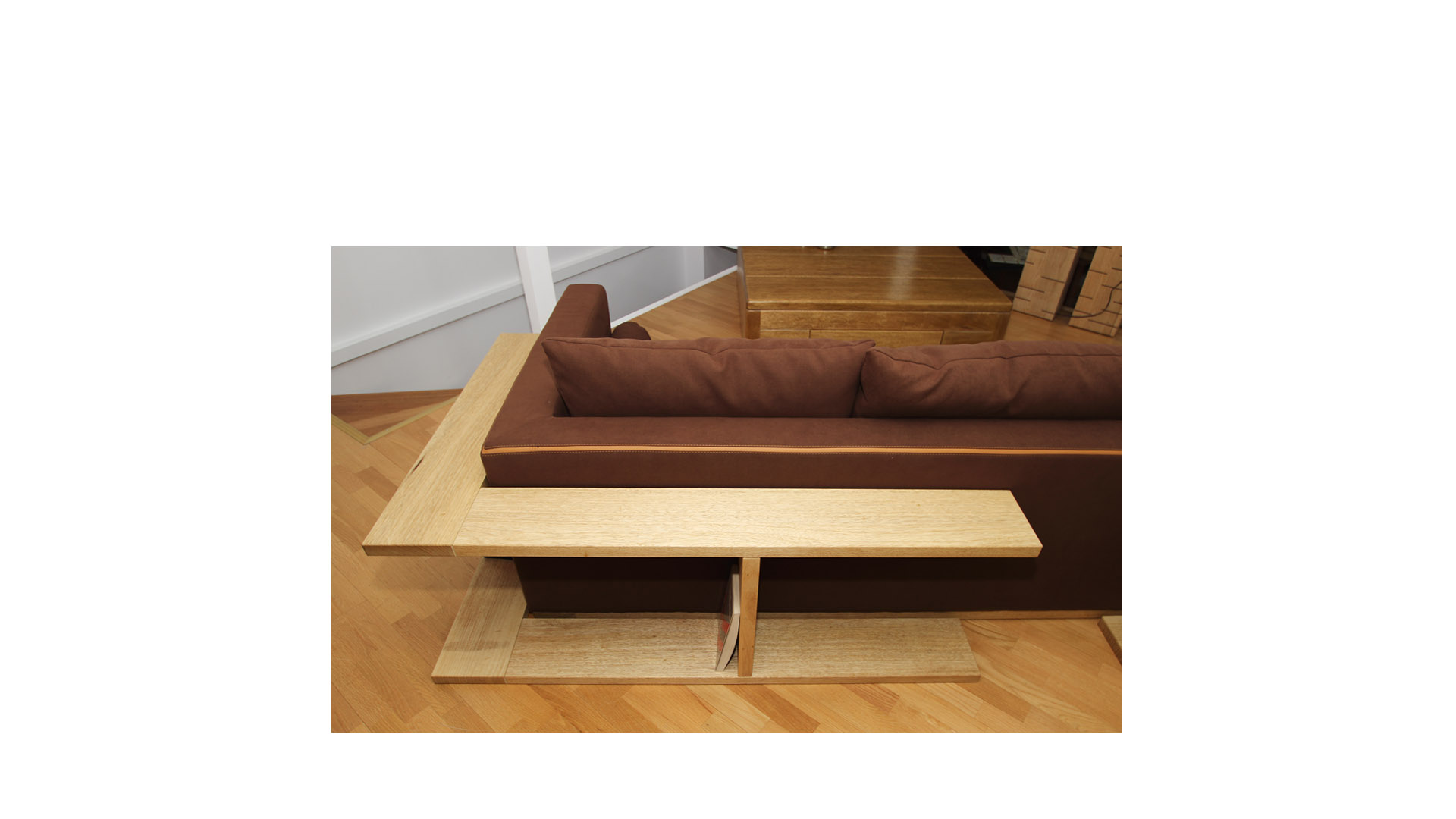 minimal classic sofas