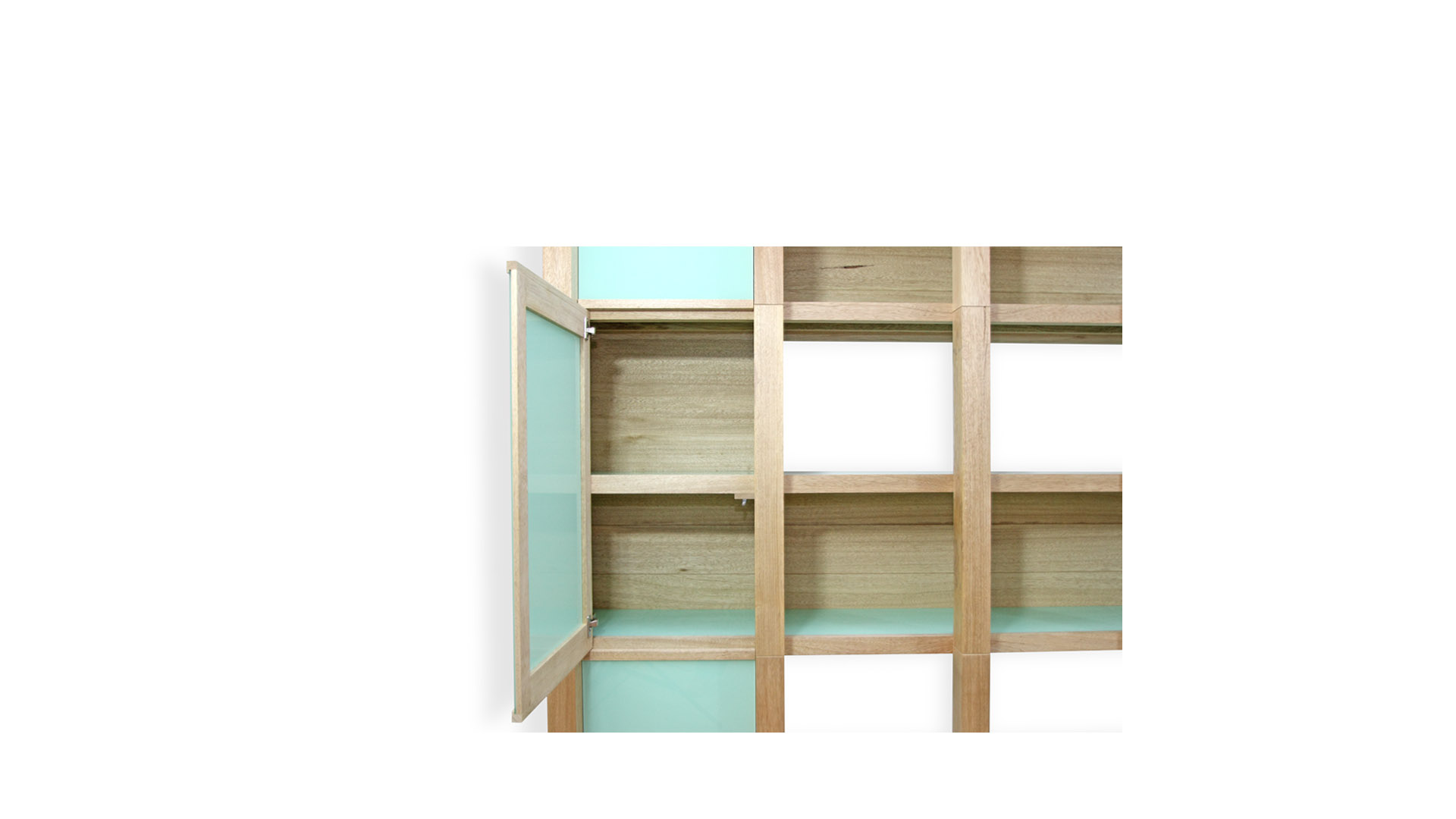 minimal classic shelving units