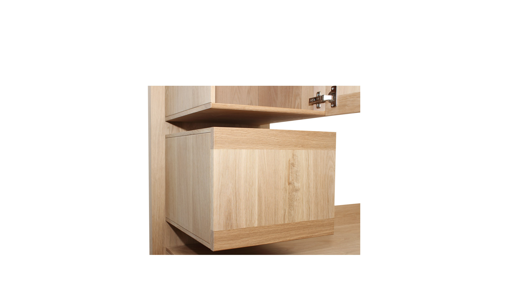 minimal classic shelving units