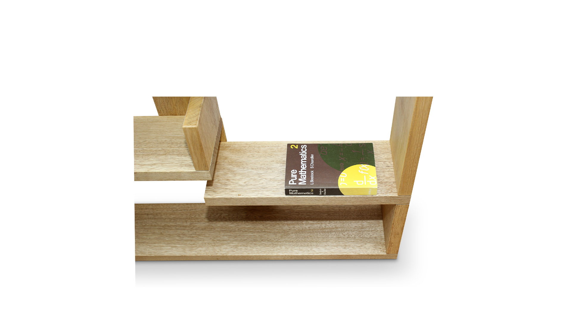 minimal classic shelving units